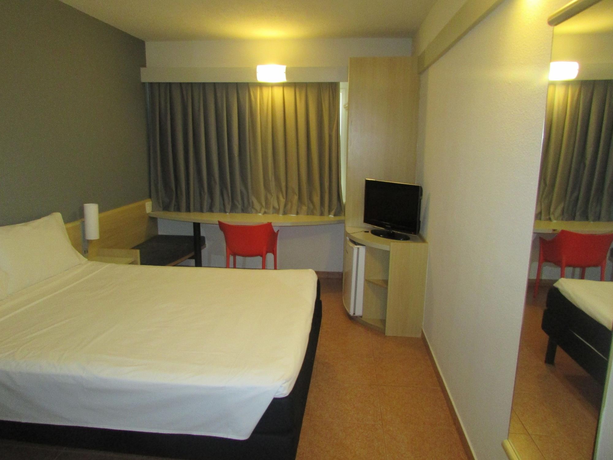 Ibis Aracatuba Hotel Exterior photo
